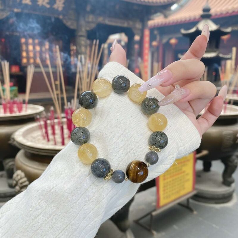 The Chinese Horse Zodiac feng shui bracelet has undergone prayers and consecration at a temple.