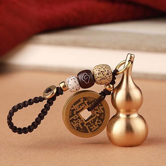 Lucky Keychain with Feng Shui Coins detail2