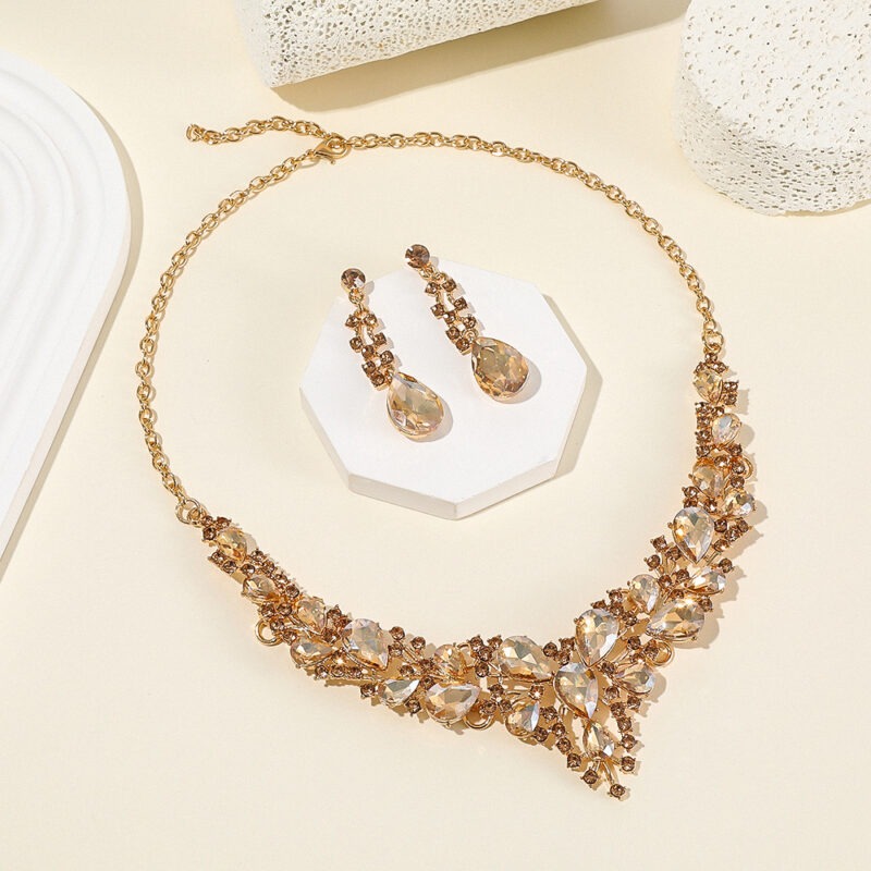 party jewelry set champagne detail