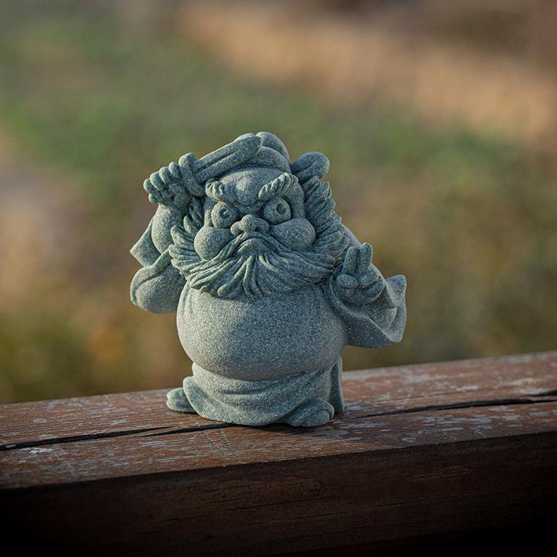 Zhong Kui Protection Figurine